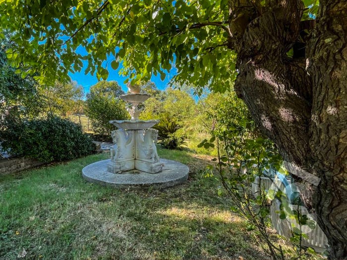 Casa con 5 locali in vendita in Centro, Cupramontana