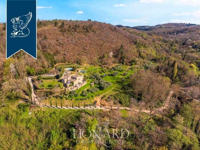 Casa con 6 locali in vendita in Greve in Chianti