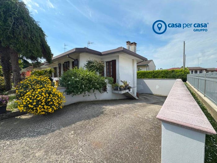 Casa trilocale in vendita in Via San Gaetano, Centro, Anguillara Veneta