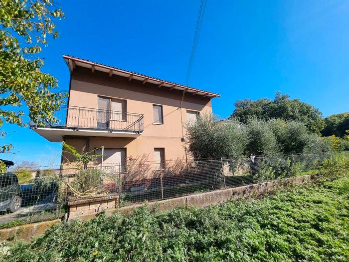 Casa con 5 locali in vendita in Via Zegalara, Centro, Corridonia