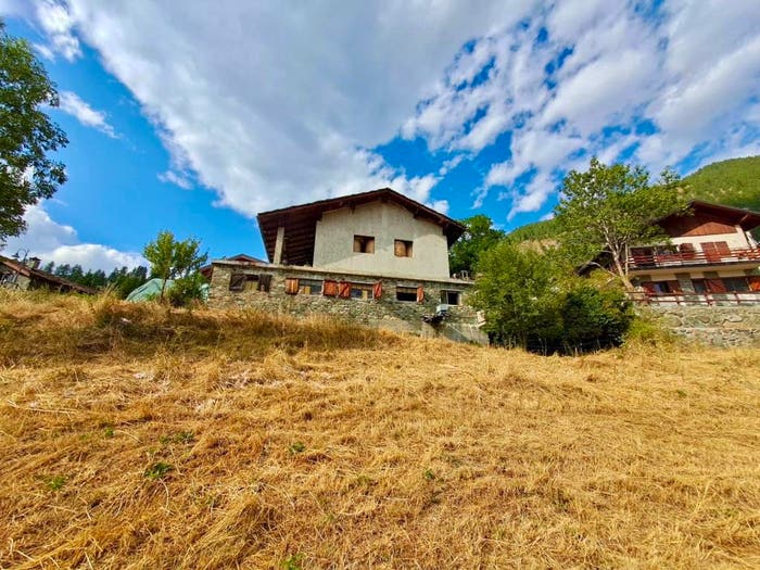 Casa con 6 locali in vendita in Frazione Artaz, Artaz Vieu, La Magdeleine
