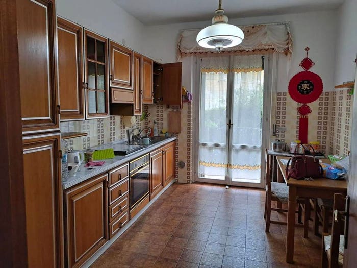 Appartamento con 5 locali in vendita in Via San Rocco, Ancarano
