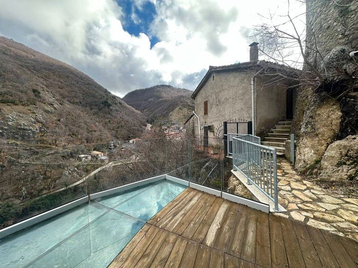 Casa trilocale in vendita in Via del Terrore, Polino