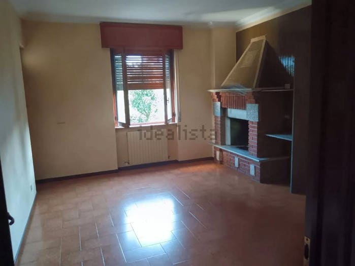 Appartamento con 5 locali in vendita in Via Michelangelo Buonarroti, Centro, Inverigo