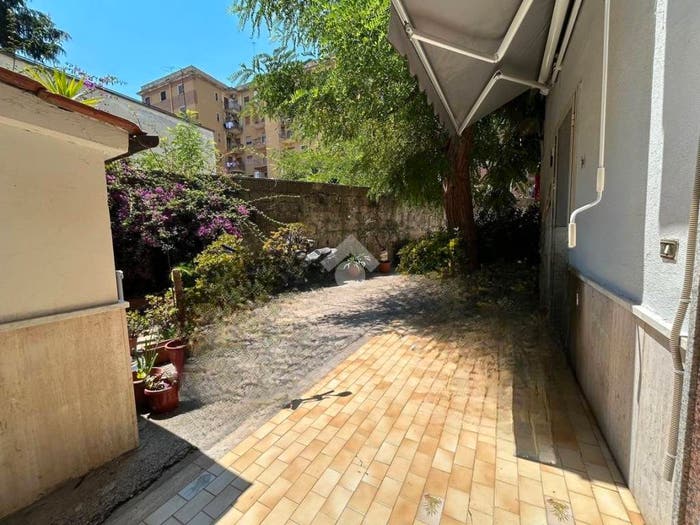 Appartamento bilocale in vendita in Via Aquileia, Centro Direzionale, Napoli