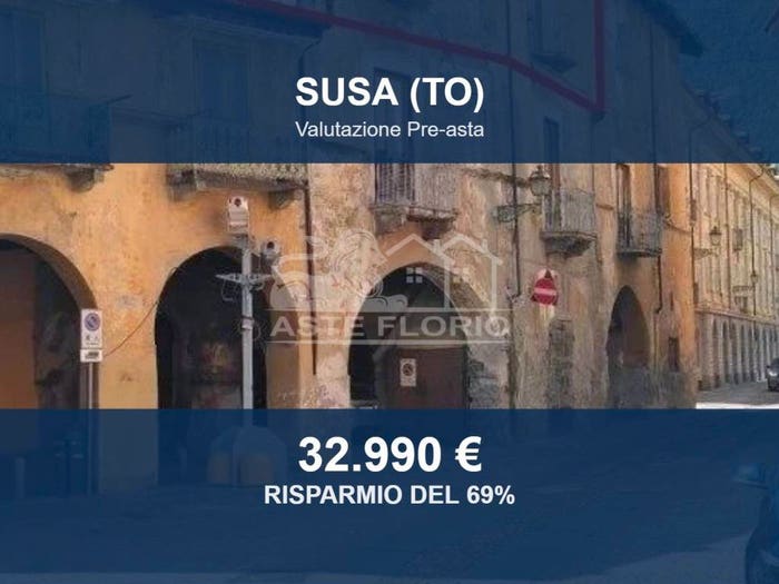 Appartamento con 6 locali in vendita in Via Martiri della Libertà, Susa