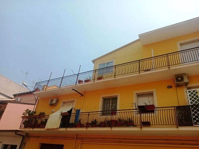 Appartamento con 5 locali in vendita in Via Giuseppe Reale, Floridia