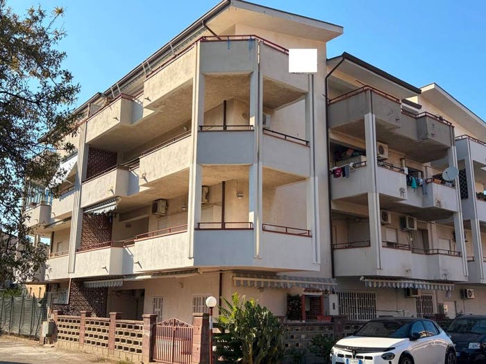 Appartamento trilocale in vendita in Via Nazionale, Centro, Falcone