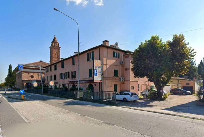 Appartamento trilocale in vendita in via Emilia Ponente loc Piratello, Zolino, Imola
