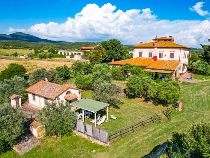Casa con 6 locali in vendita in Via Potenza, San Pietro in Palazzi Collemezzano Buca del Gatto, Cecina