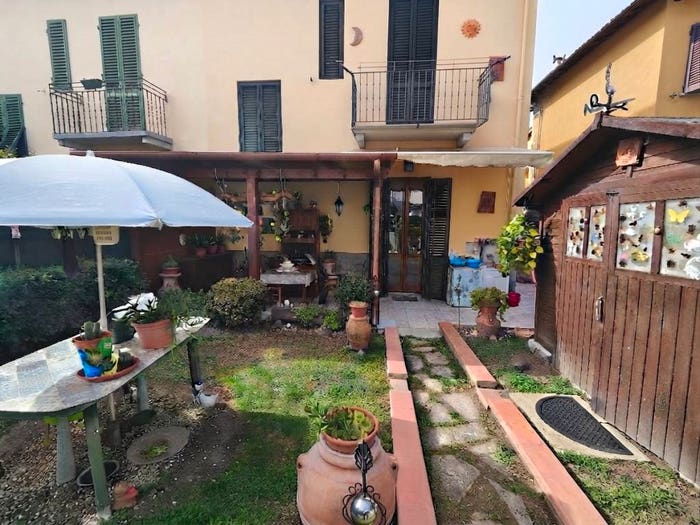 Casa con 5 locali in vendita in Via Maggio, Città, Montevarchi