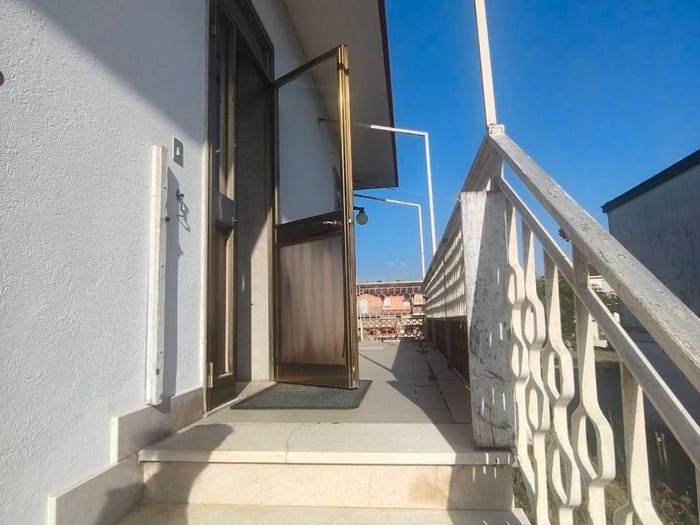 Casa trilocale in vendita in Via Carabella, Centro, Rosolina
