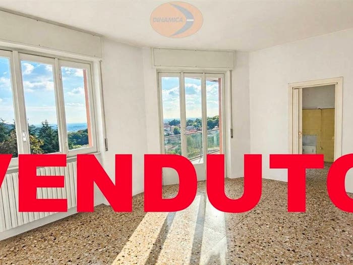 Appartamento trilocale in vendita in Via Gaetano Besana, Centro, Sirtori