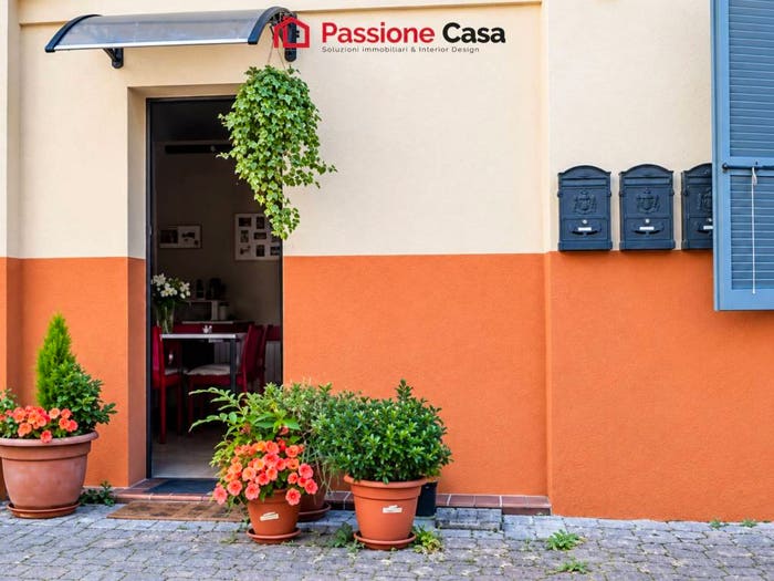 Appartamento trilocale in vendita in Centro Storico, Parma