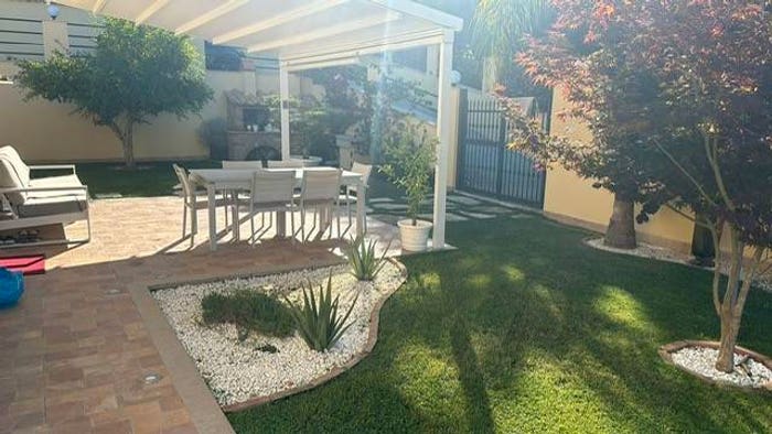 Casa con 5 locali in vendita in Mentana