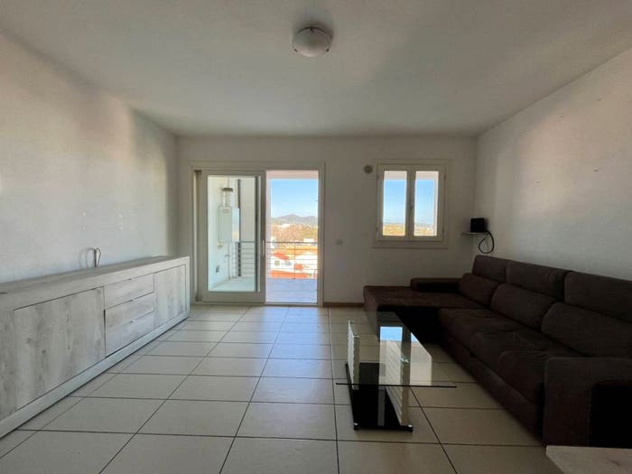 Appartamento trilocale in vendita in VIA GENNARGENTU, San Simplicio, Olbia