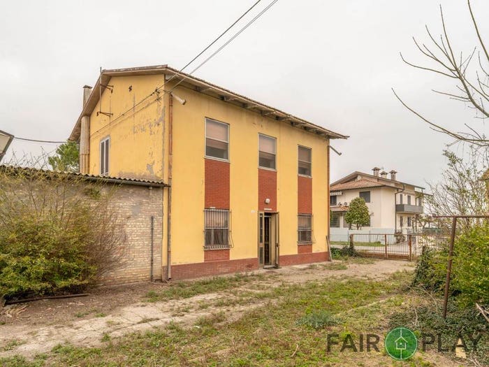Casa con 5 locali in vendita in Via Violaro, Santo Stefano Gambellara, Ravenna