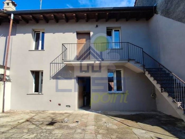 Casa quadrilocale in vendita in VIA BARBIERI, Binanuova, GabbionetaBinanuova