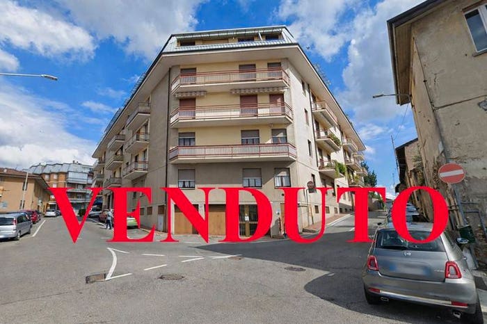 Appartamento trilocale in vendita in Via L Castiglioni, Centro, Appiano Gentile