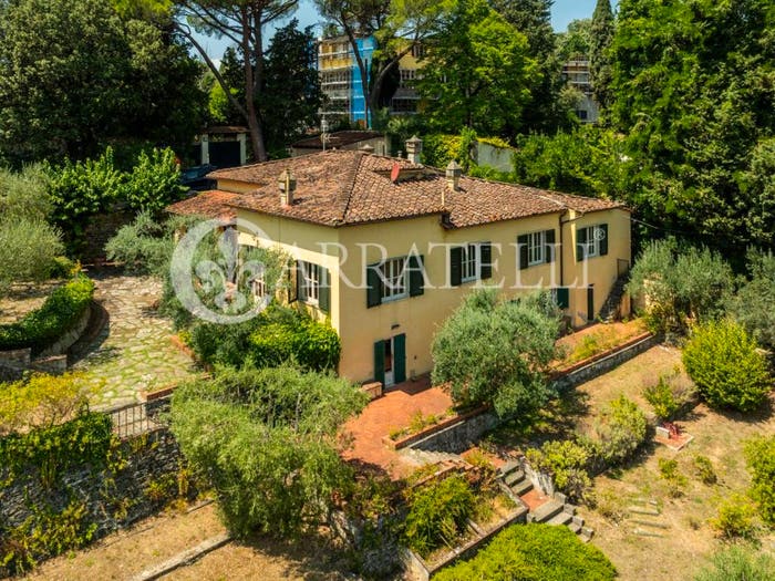 Casa con 6 locali in vendita in Via di Camerata, Salviatino San Domenico, Firenze