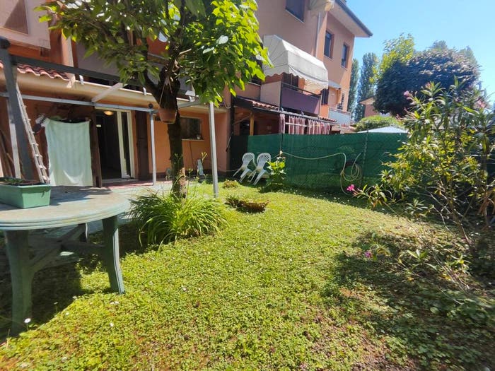 Casa con 5 locali in vendita in Via Torquato Tasso, Cento Paese, Cento