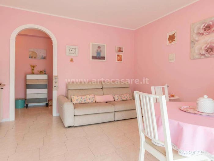 Appartamento trilocale in vendita in Via Alcide De Gasperi, Olgiate Olona