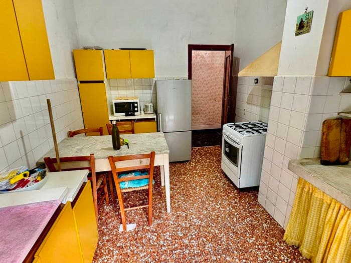 Appartamento bilocale in vendita in Via Piacenza, Molassana, Genova