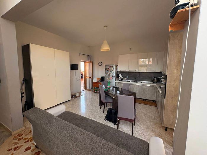Appartamento quadrilocale in vendita in Via Carlo Raso, Massa di Somma