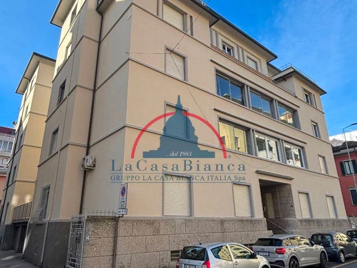 Appartamento trilocale in vendita in Via Guglielmo d'Alzano, Stazione, Bergamo