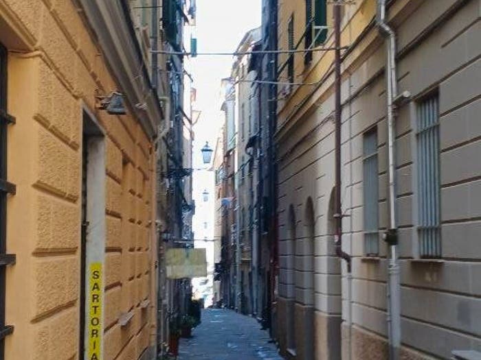 Appartamento bilocale in vendita in Vico Sinope, Pegli, Genova