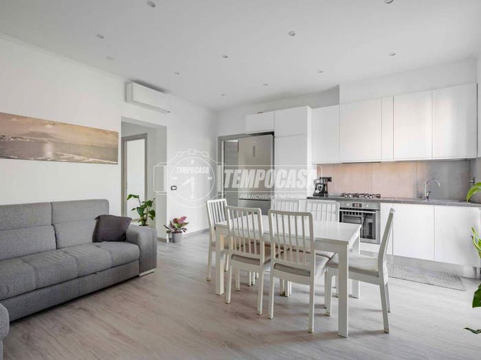 Appartamento trilocale in vendita in Via Giulio Andrea Pirona, Castel di Leva, Roma