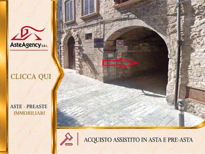 Appartamento con 6 locali in vendita in Rua del Moscone, Ascoli Piceno