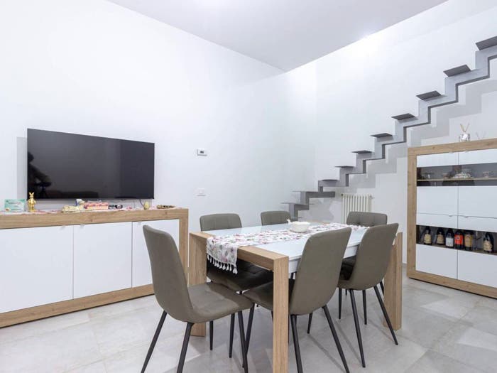 Casa bilocale in vendita in Via Angelo Mainetti, Besate