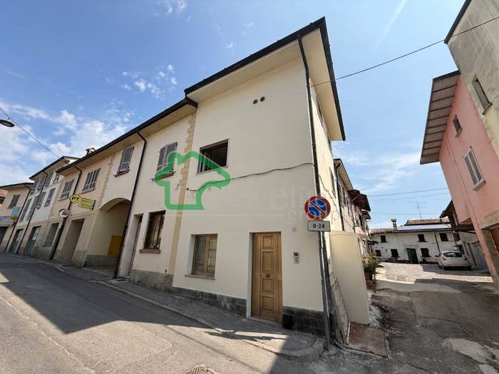 Casa trilocale in vendita in Via Giacomo Matteotti, Centro, Senna Lodigiana
