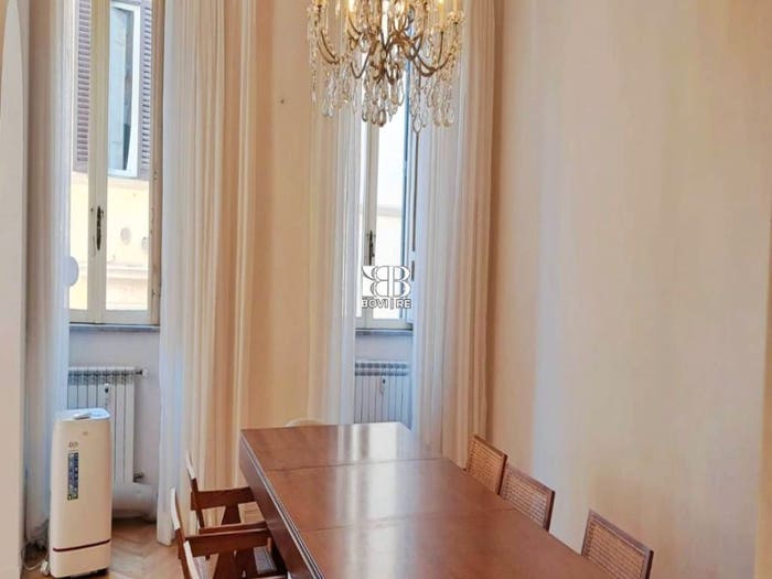 Appartamento con 5 locali in affitto in Piazza dell'Orologio, Via Giulia, Roma