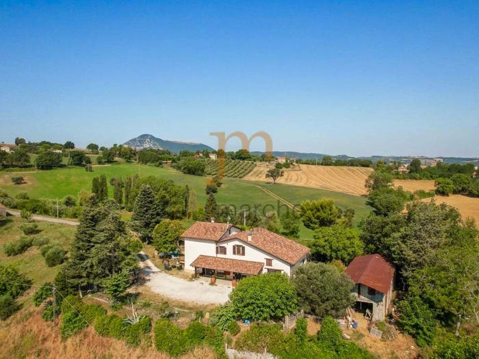 Casa in vendita in Località Esinante Sasso, Serra San Quirico