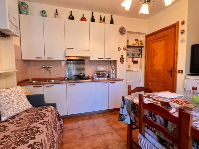 Appartamento quadrilocale in vendita in Via Roma, Centro, Pontinvrea