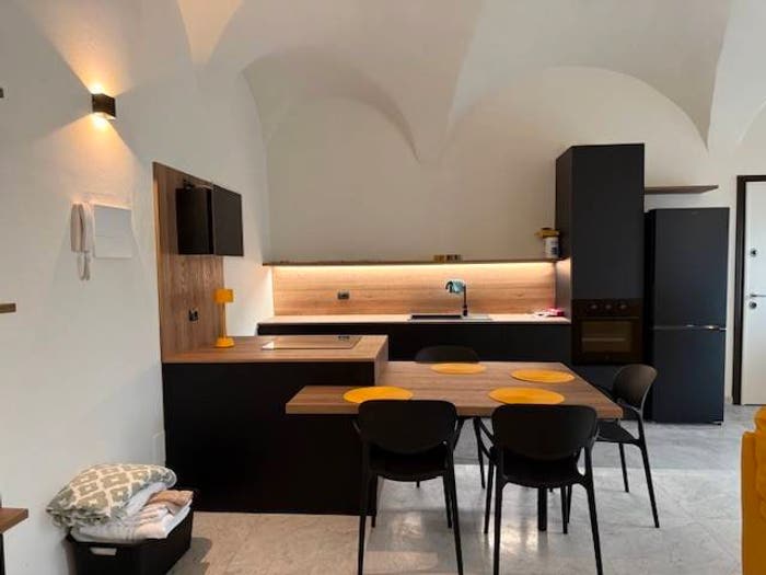 Casa bilocale in vendita in Endine, Endine Gaiano