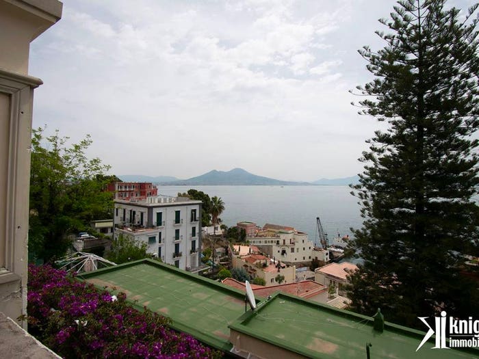 Appartamento quadrilocale in vendita in Via Posillipo, Posillipo, Napoli