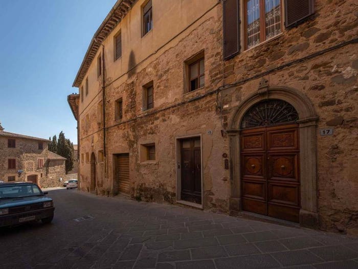 Casa con 6 locali in vendita in Via Spagni SNC, Centro, Montalcino
