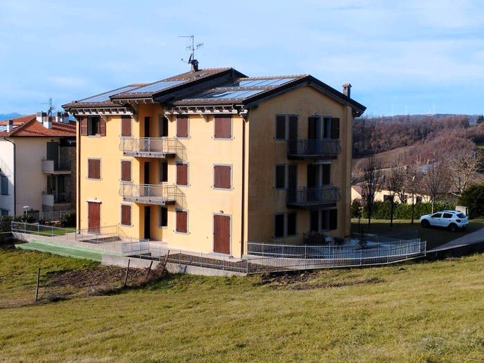 Appartamento trilocale in vendita in Via Castelletti, Centro, Monghidoro