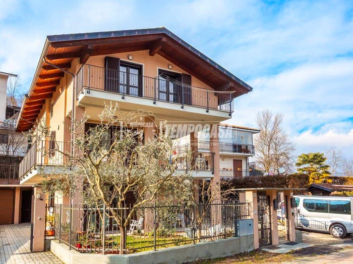 Appartamento con 5 locali in vendita in Borgata Tetti Via, Giaveno