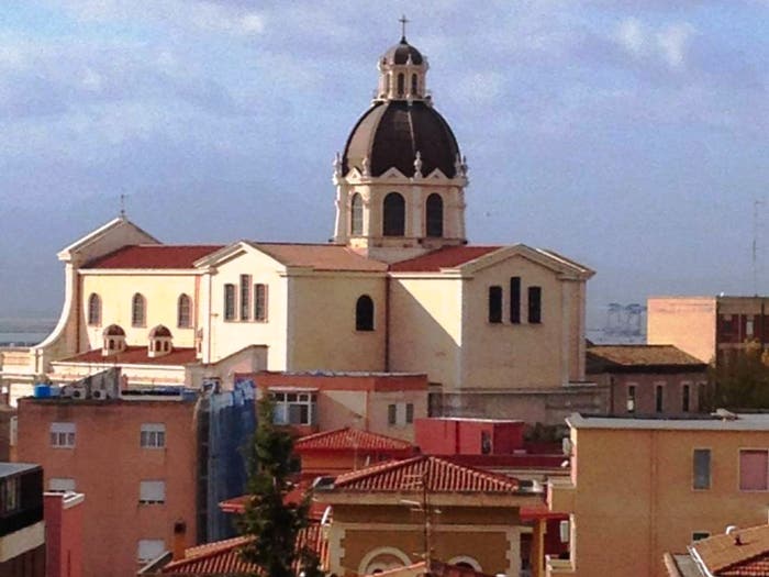 Appartamento quadrilocale in vendita in Bonaria, Cagliari