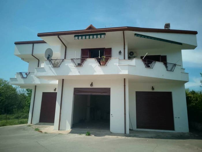 Casa con 6 locali in vendita in Via Casilina Nord, Tribunale, Frosinone