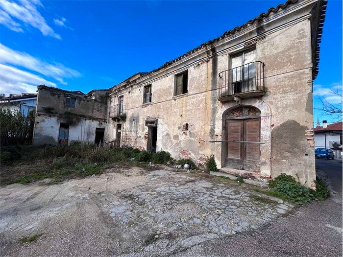Casa con 6 locali in vendita in Cavallaro, Colli Gesuiti, Pescara