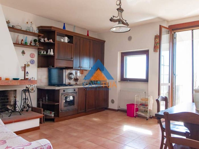 Casa quadrilocale in vendita in Vocabolo Giardino, Centro, Alviano