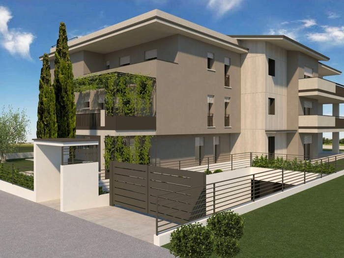 Appartamento trilocale in vendita in Via Sirmione, Desenzano Centro, Desenzano del Garda