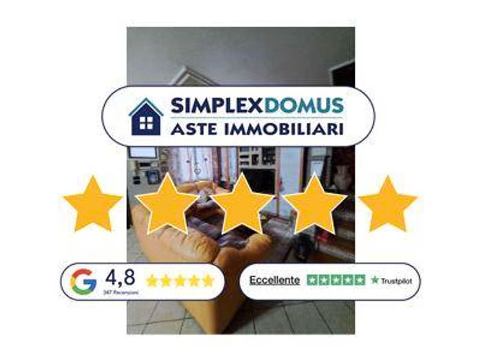 Casa con 6 locali in vendita in Via Cavour, Centro, Quattordio