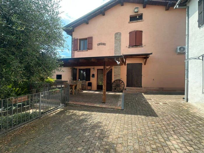 Casa con 5 locali in vendita in Maranello