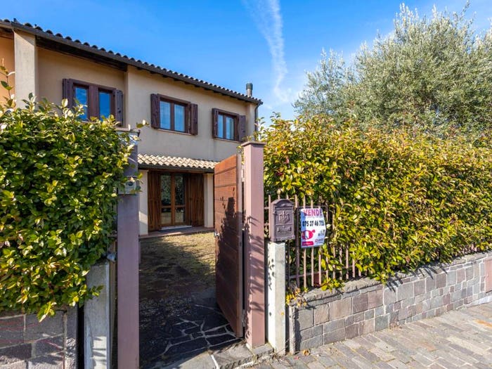 Casa quadrilocale in vendita in via della cometa, Orvieto